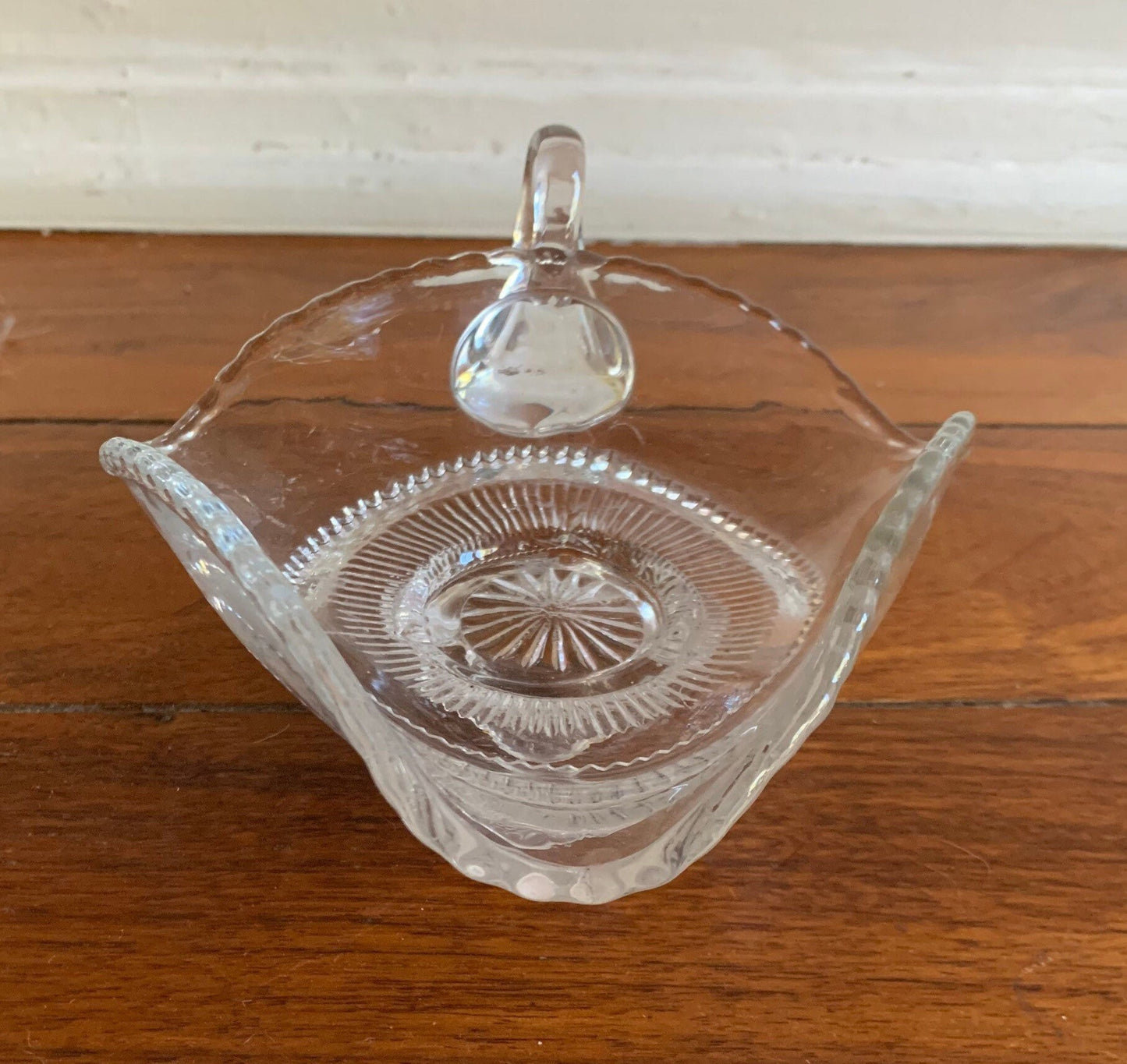 Crystal dish