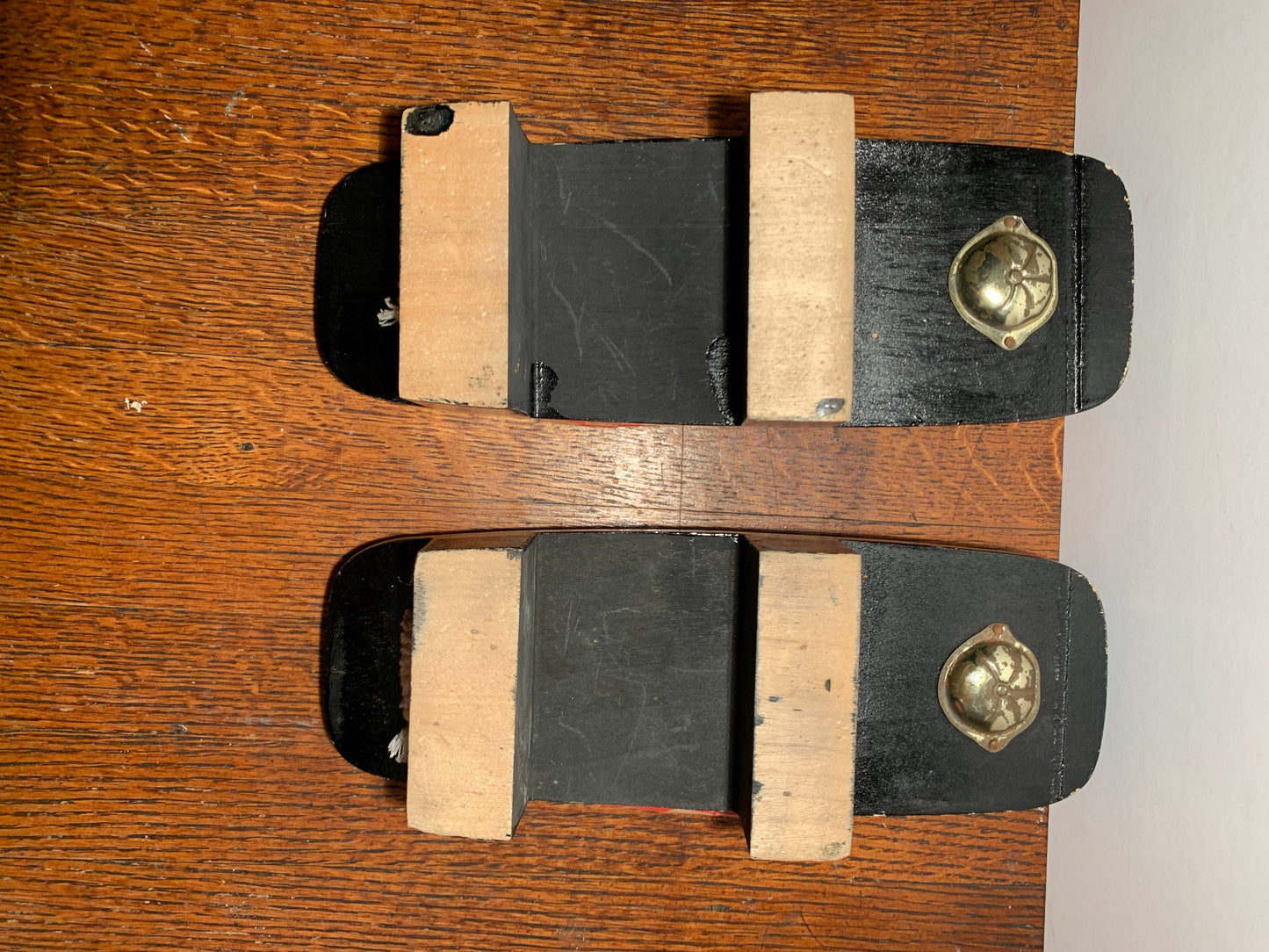 Japanese wood sandles