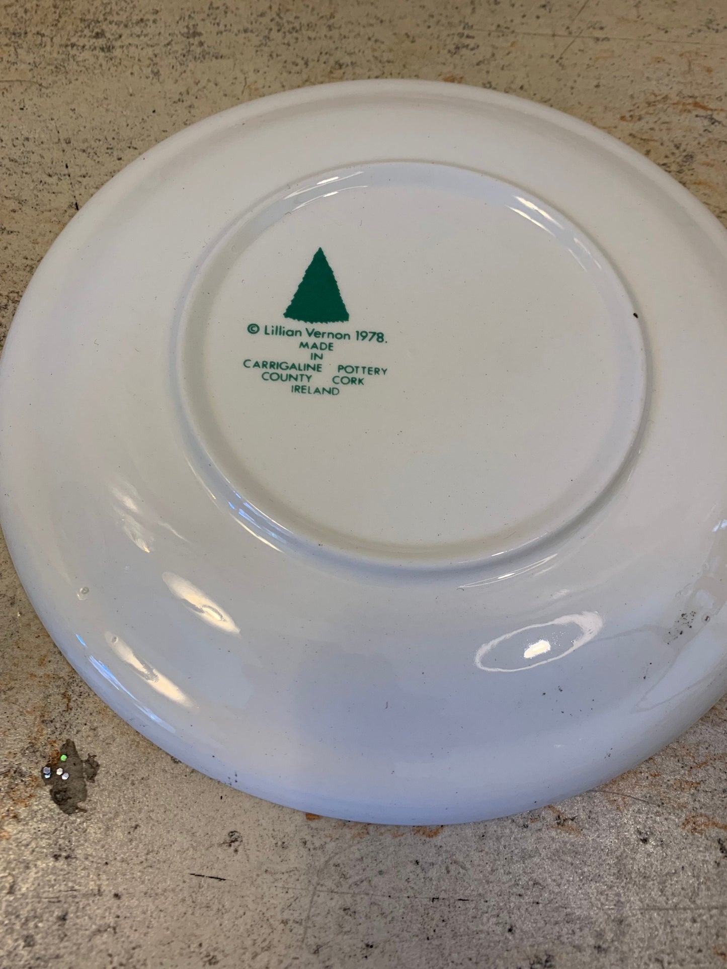 Vintage 1978 Christmas Collector Plates