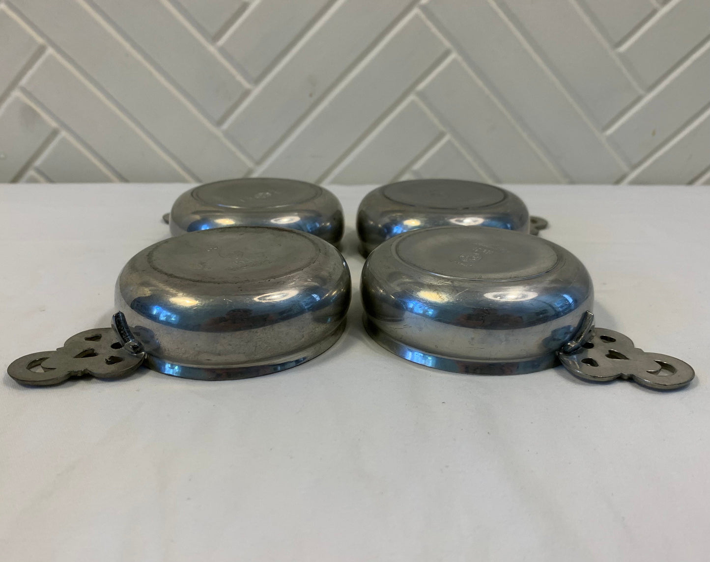 Vintage Pewter Porringer Bowl, Set 4