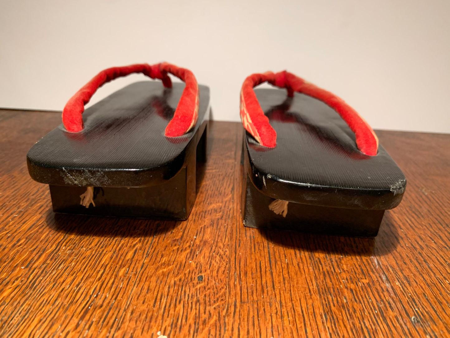 Japanese wood sandles