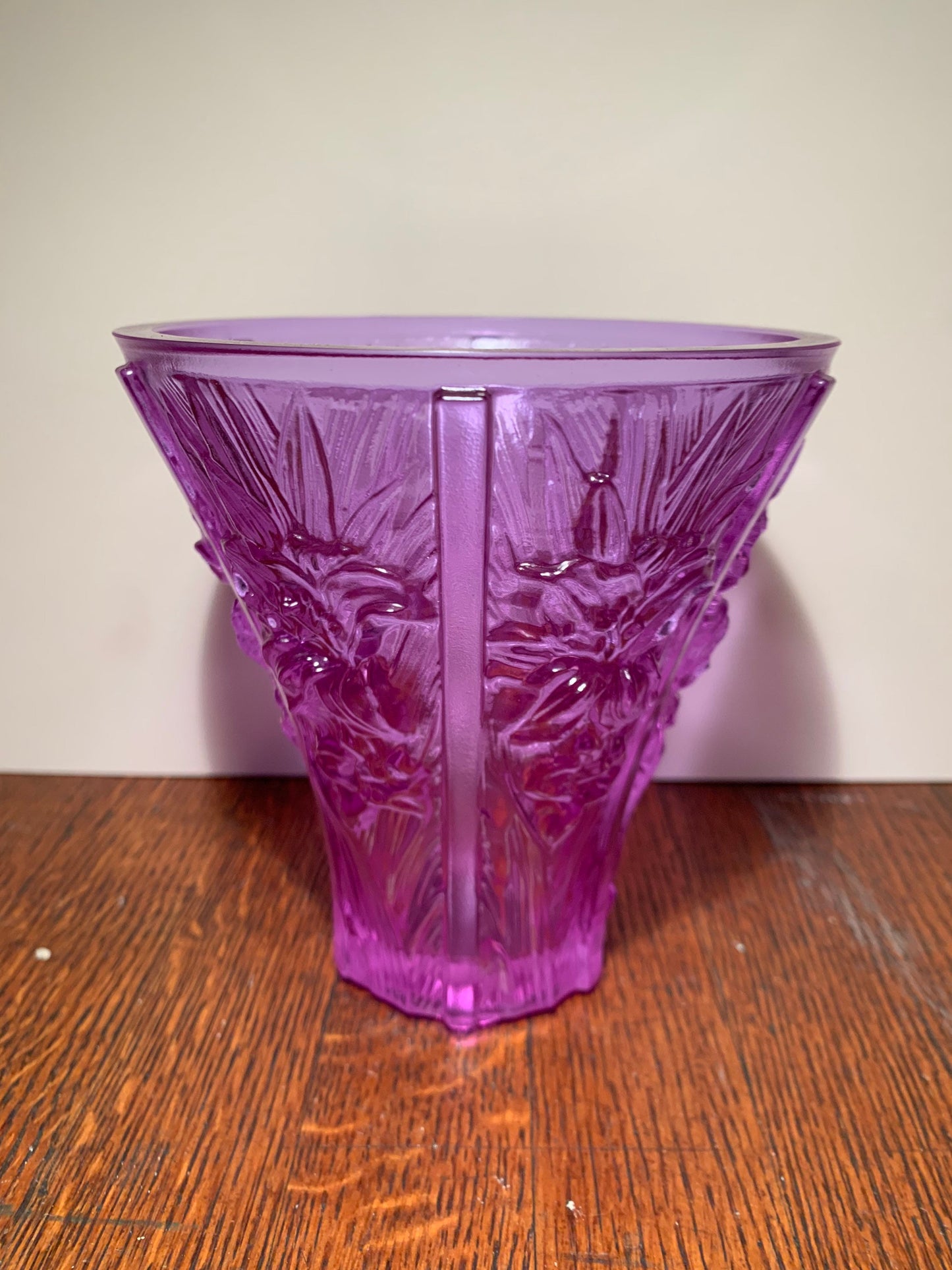 Vintage Chinese vase