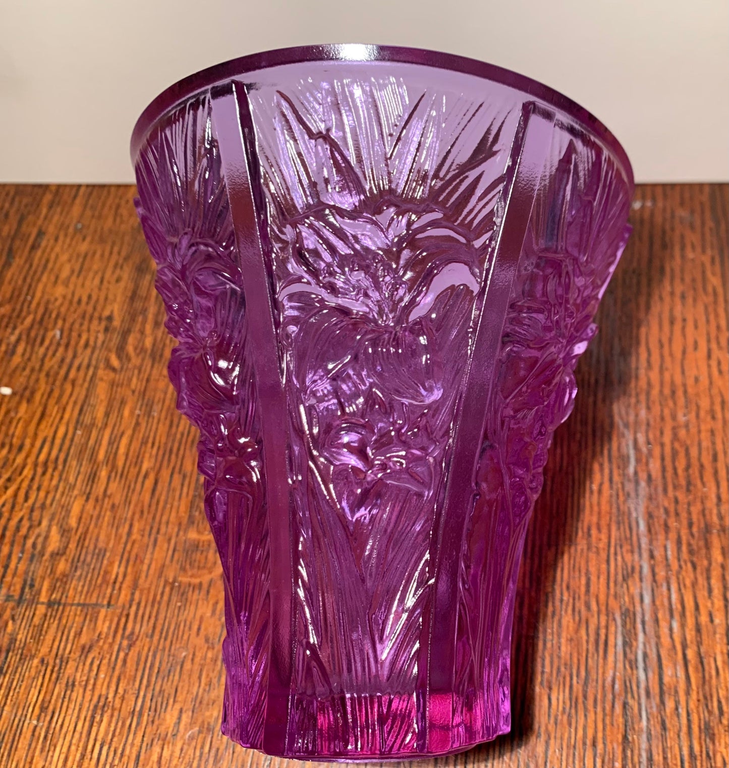 Vintage Chinese vase