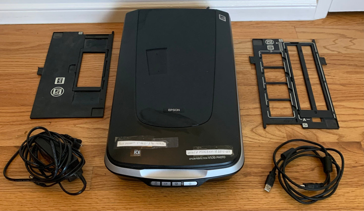 Epson Perfection V500 Photo Scanner 3261A