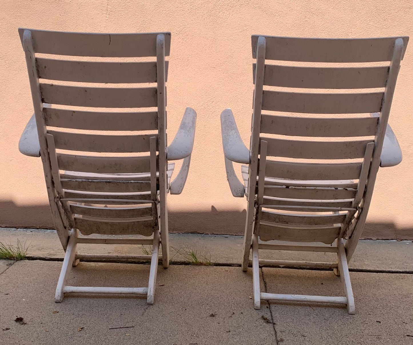 French resin deck chairs, set of 2